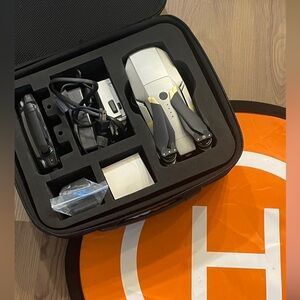 DJI Mavic Pro Platinum Drone Combo with Carrying Case